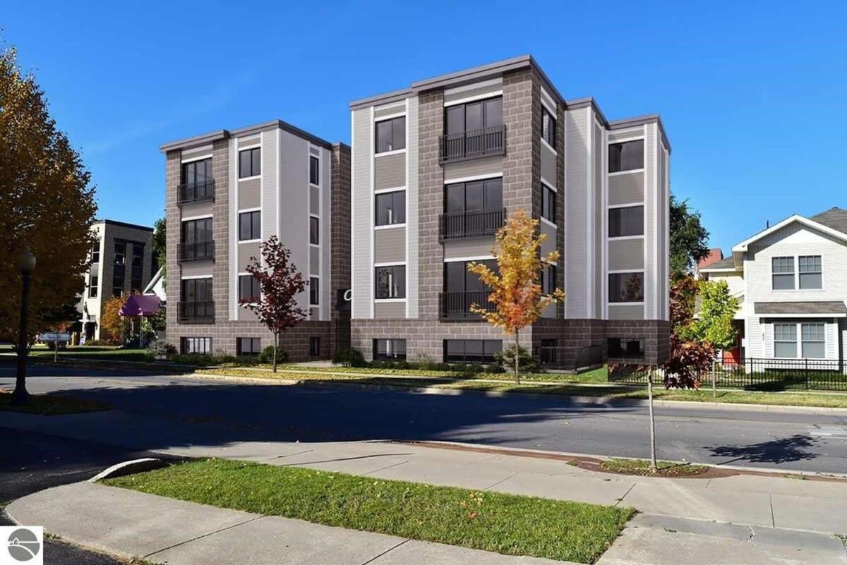 Downtown Traverse City Capri Condo 316 Exterior photo
